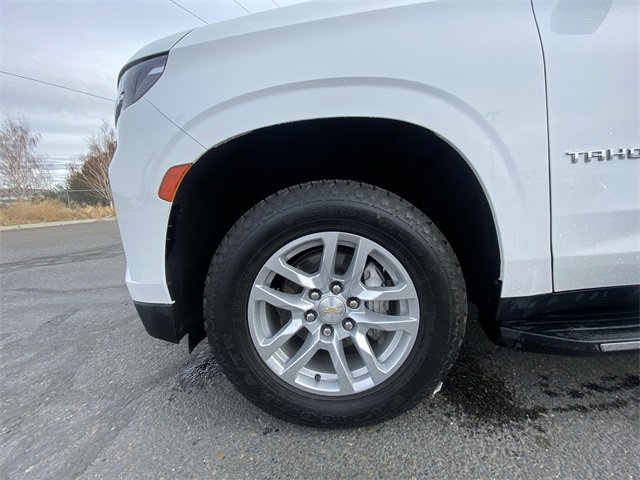 2023 Chevrolet Tahoe LT photo 2