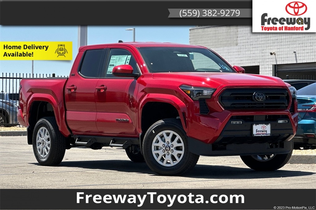 2025 Toyota Tacoma SR5's photo