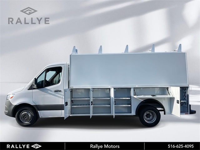 2024 Mercedes-Benz Sprinter Cab Chassis Base