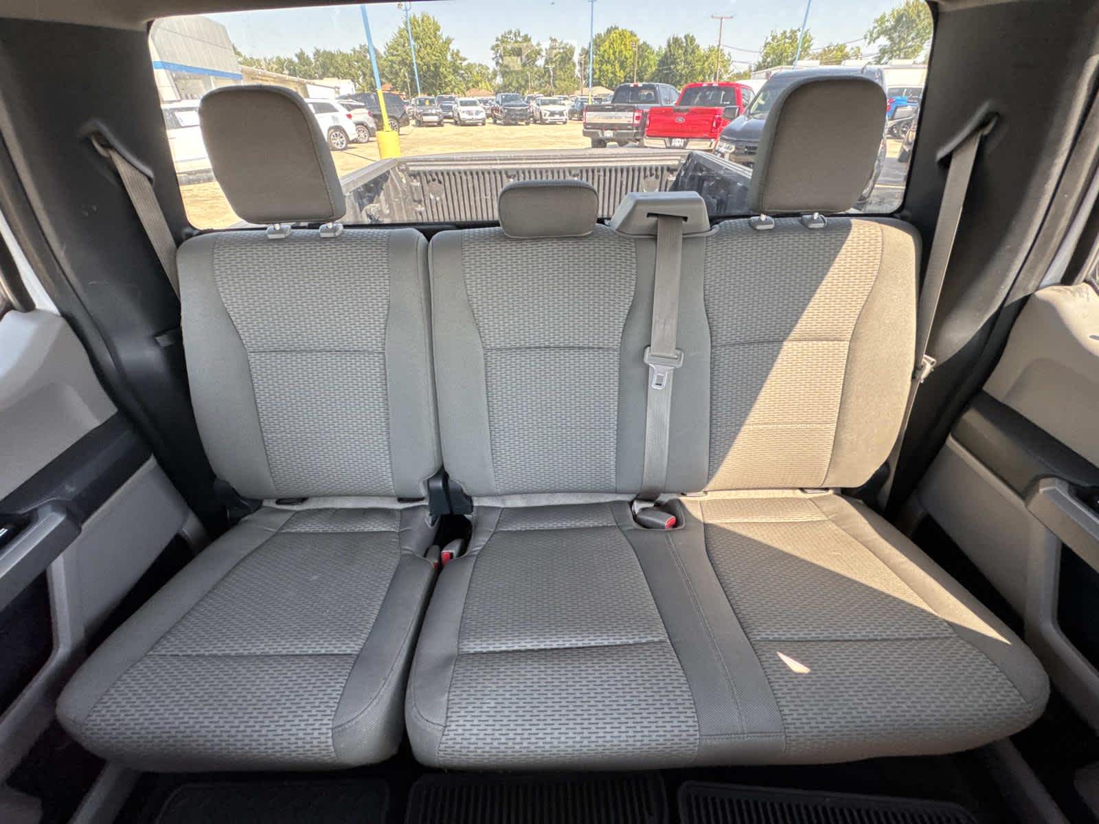 2015 Ford F-150 XLT photo 43