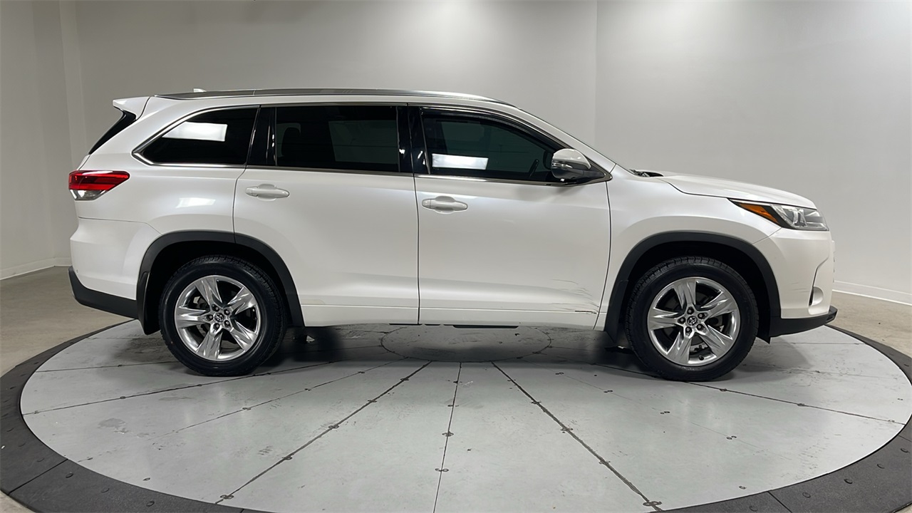 2018 Toyota Highlander Limited photo 6