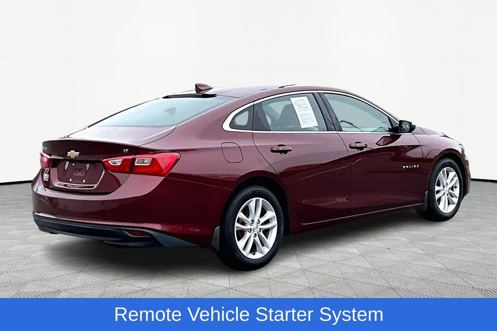 2016 Chevrolet Malibu 1LT photo 4
