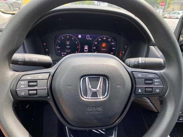 2025 Honda Accord LX photo 4