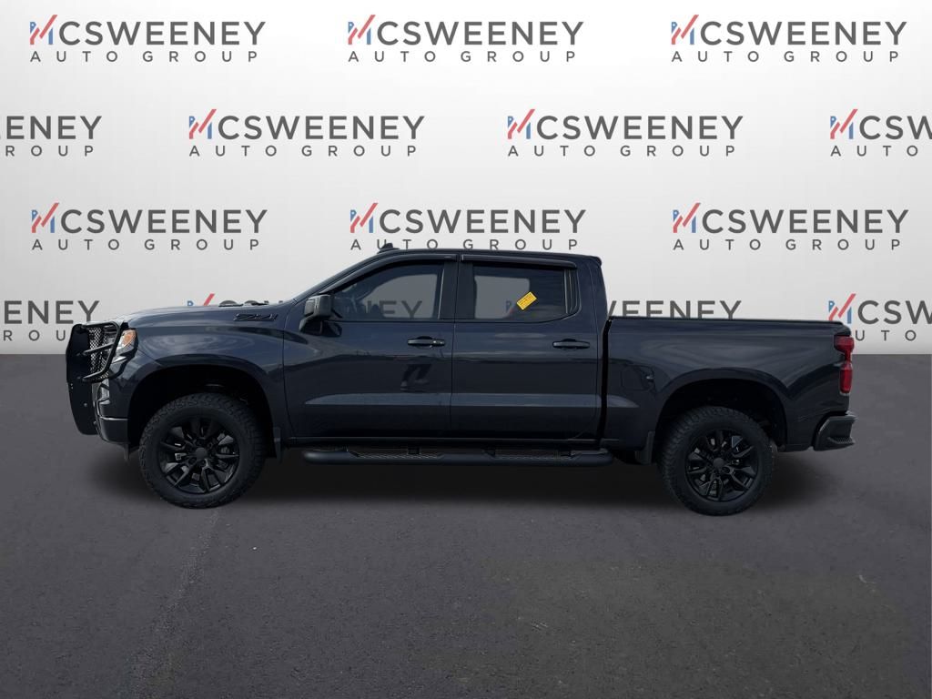 2023 Chevrolet Silverado 1500 RST photo 2