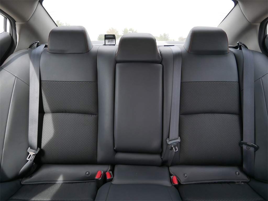 2022 Nissan Altima 2.5 SR photo 16