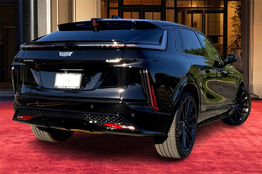 2026 Cadillac Lyriq photo 5