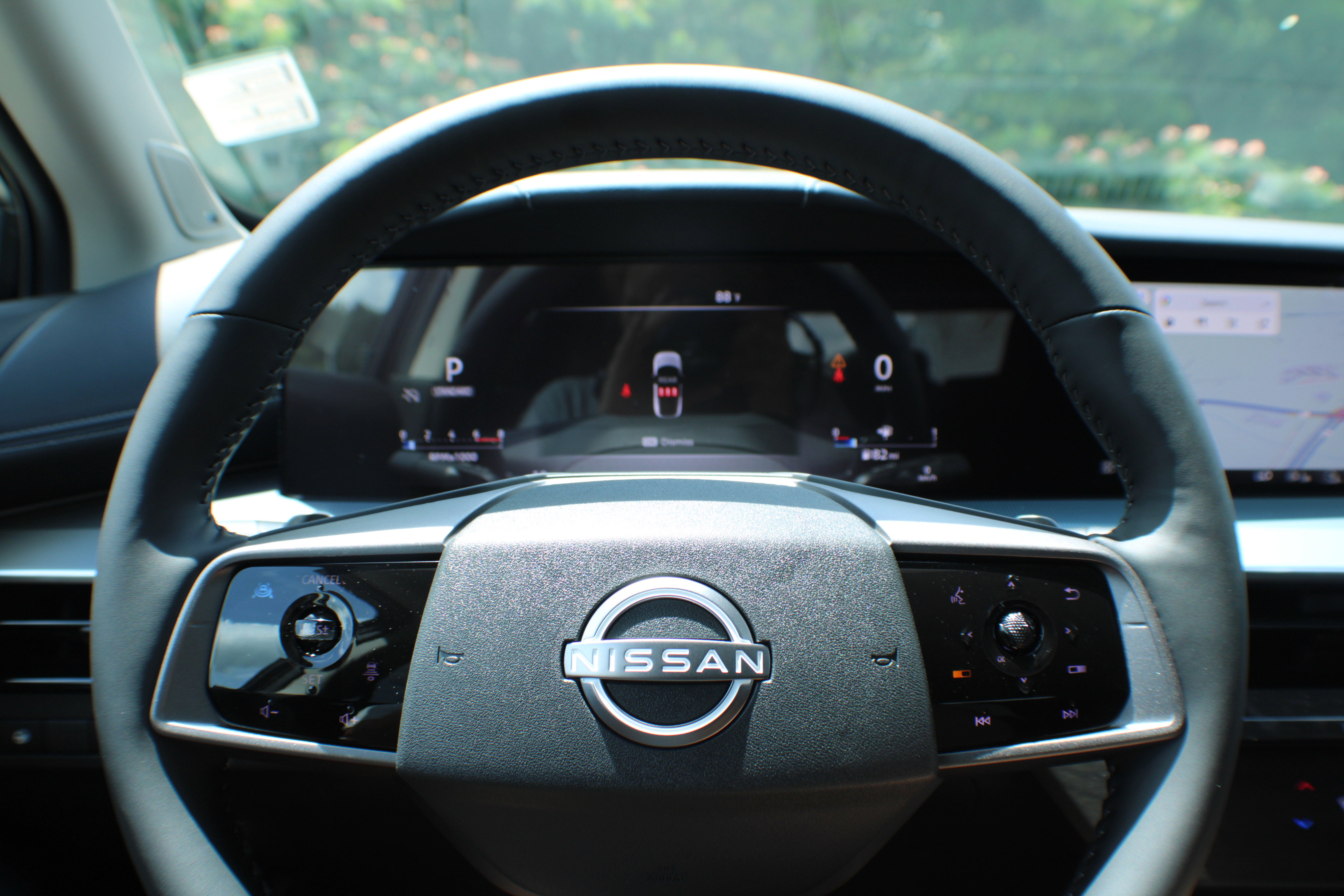 2025 Nissan Murano SL photo 8