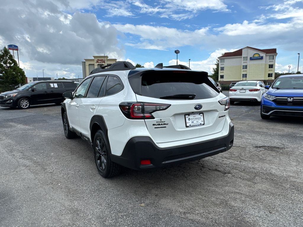 2024 Subaru Outback Onyx Edition photo 5