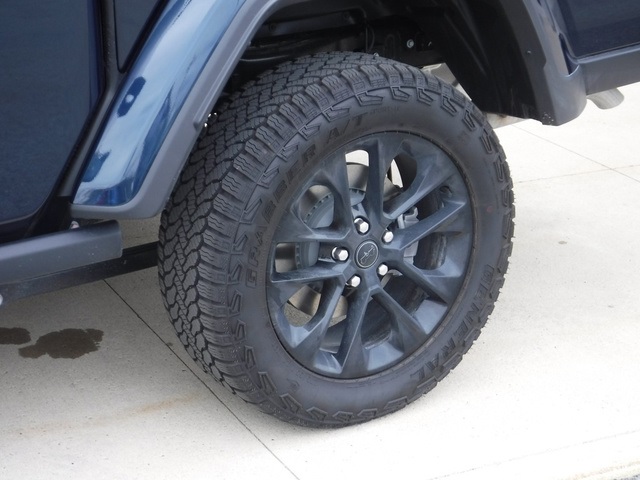2025 Jeep Gladiator Sport photo 3