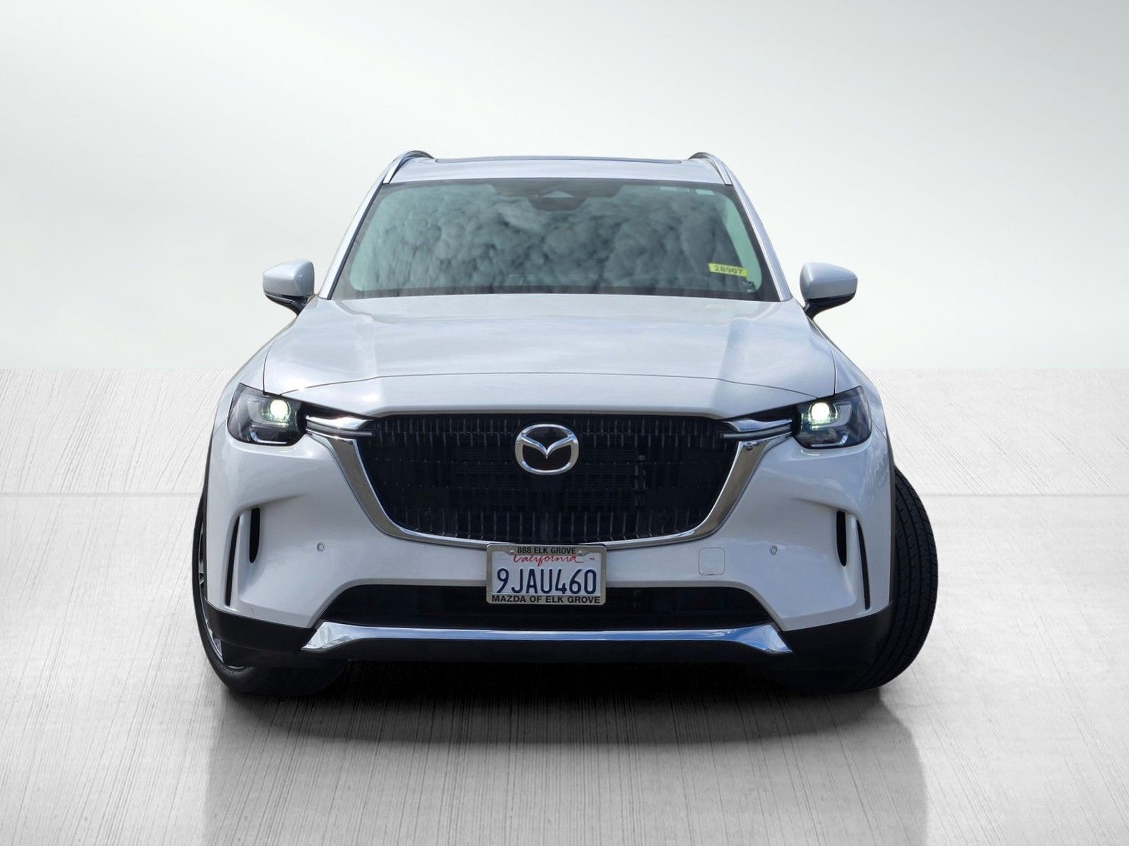2024 Mazda CX-90 Premium photo 2