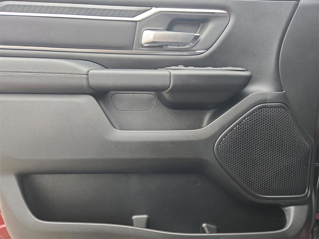 2025 Ram 1500 Big Horn Lone Star photo 31