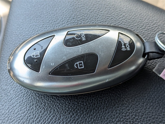 2024 Hyundai Elantra SEL photo 27
