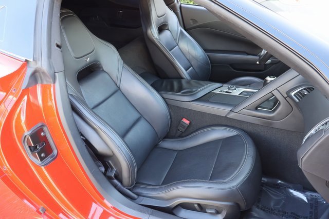 2014 Chevrolet Corvette Stingray 1LT photo 12