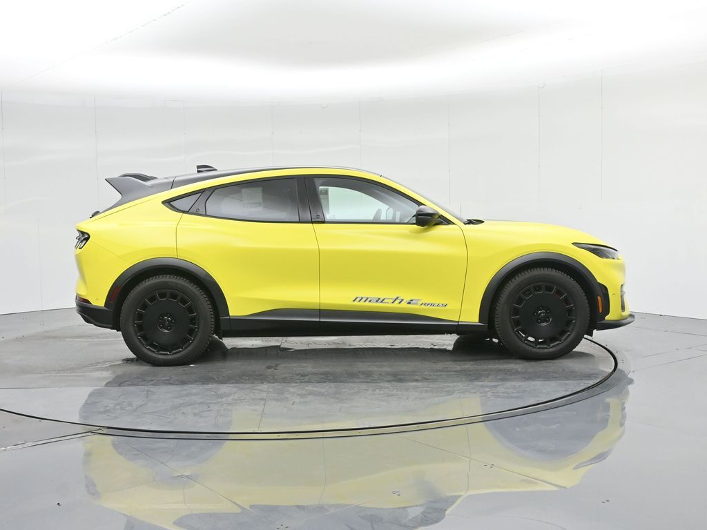 2024 Ford Mustang Mach-E GT photo 27