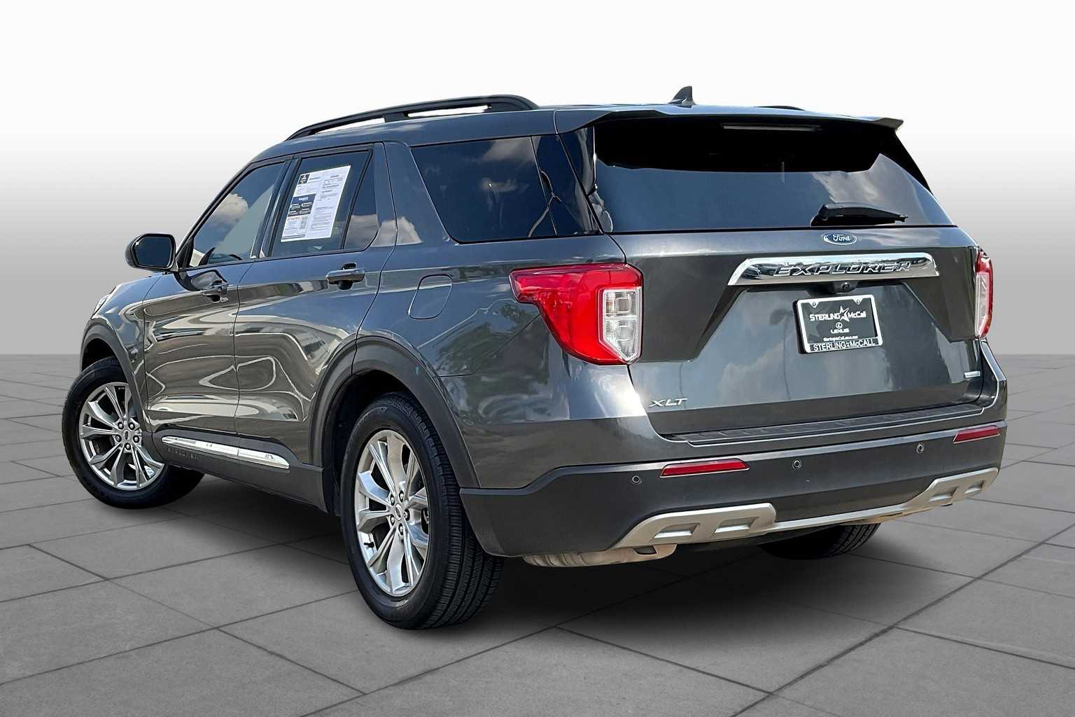 2020 Ford Explorer XLT photo 10