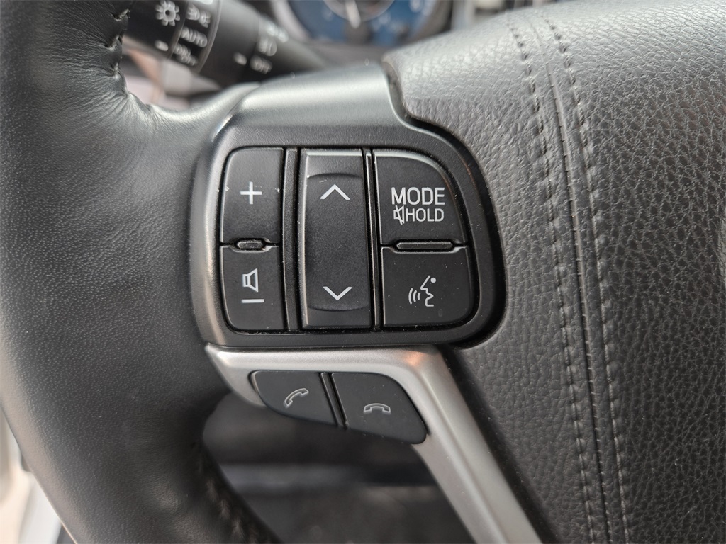 2019 Toyota Sienna Limited Premium photo 14