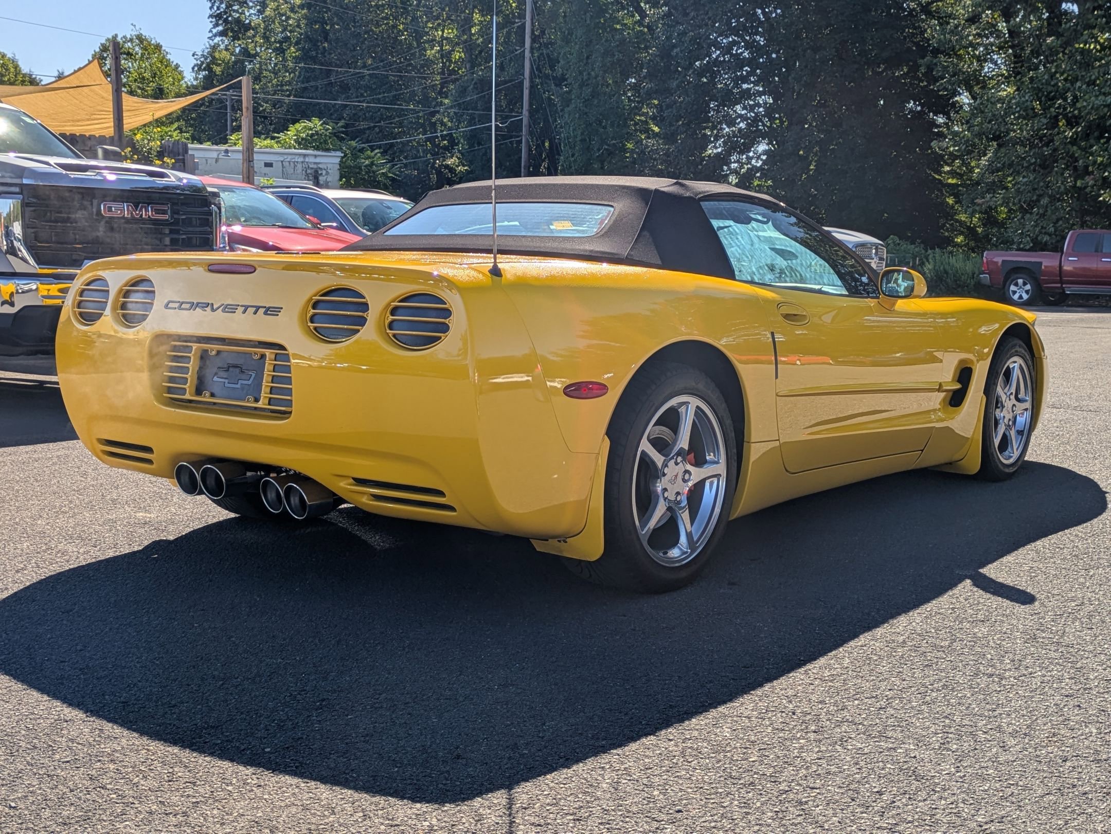 2002 Chevrolet Corvette Base photo 4