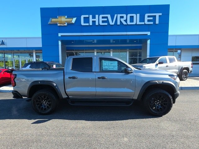 2026 Chevrolet Colorado Trail Boss photo 3