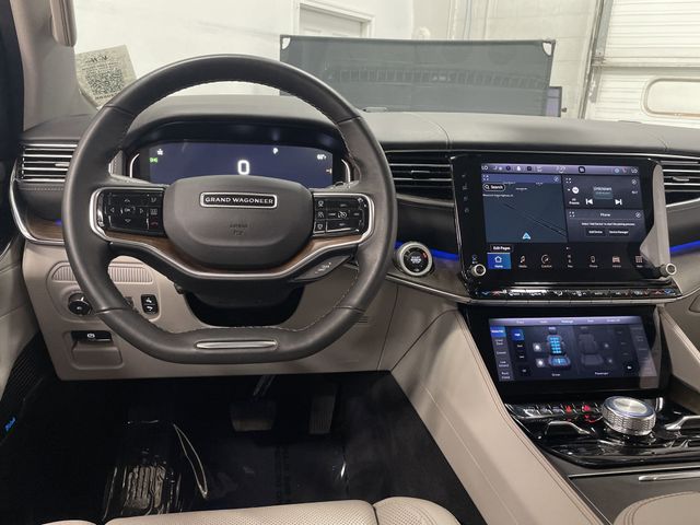 2023 Jeep Grand Wagoneer L Base photo 5