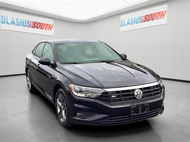 2019 Volkswagen Jetta R-Line