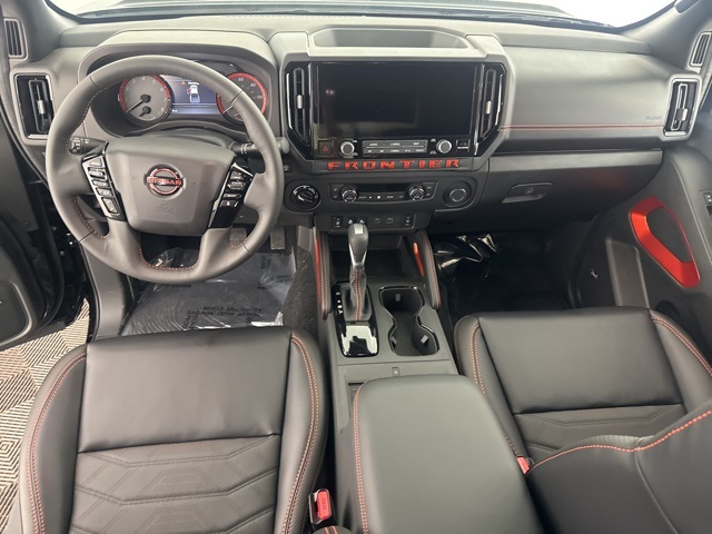 2025 Nissan Frontier PRO-4X photo 26