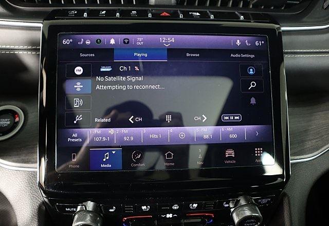 2022 Jeep Grand Cherokee Overland photo 30