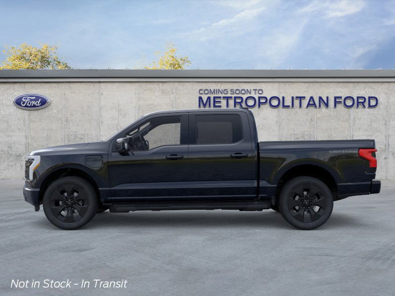 2025 Ford F-150 Lightning Platinum photo 2