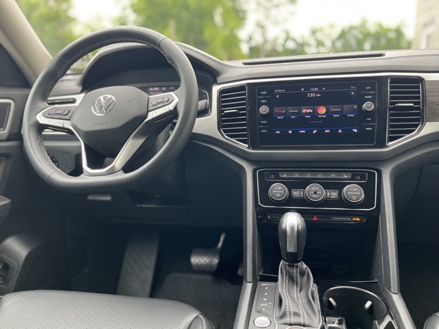 2022 Volkswagen Atlas SE Technology photo 4