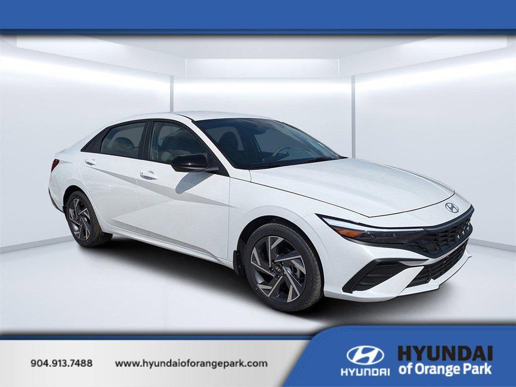 2025 Hyundai Elantra Limited's photo
