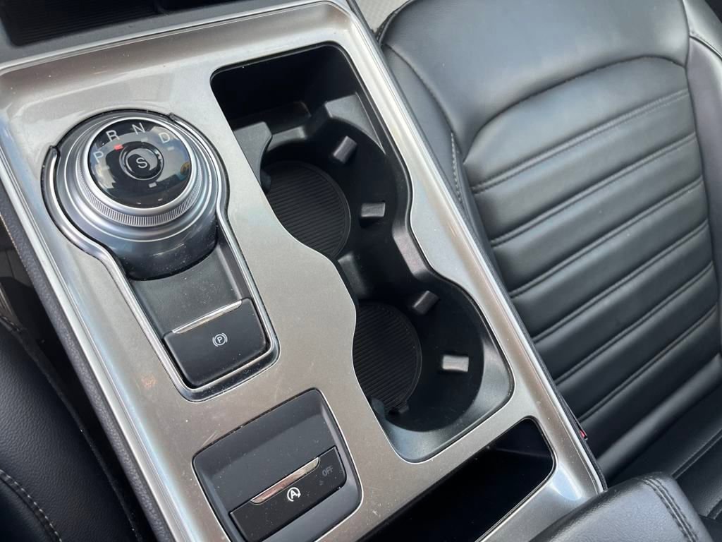 2024 Ford Edge SEL photo 15