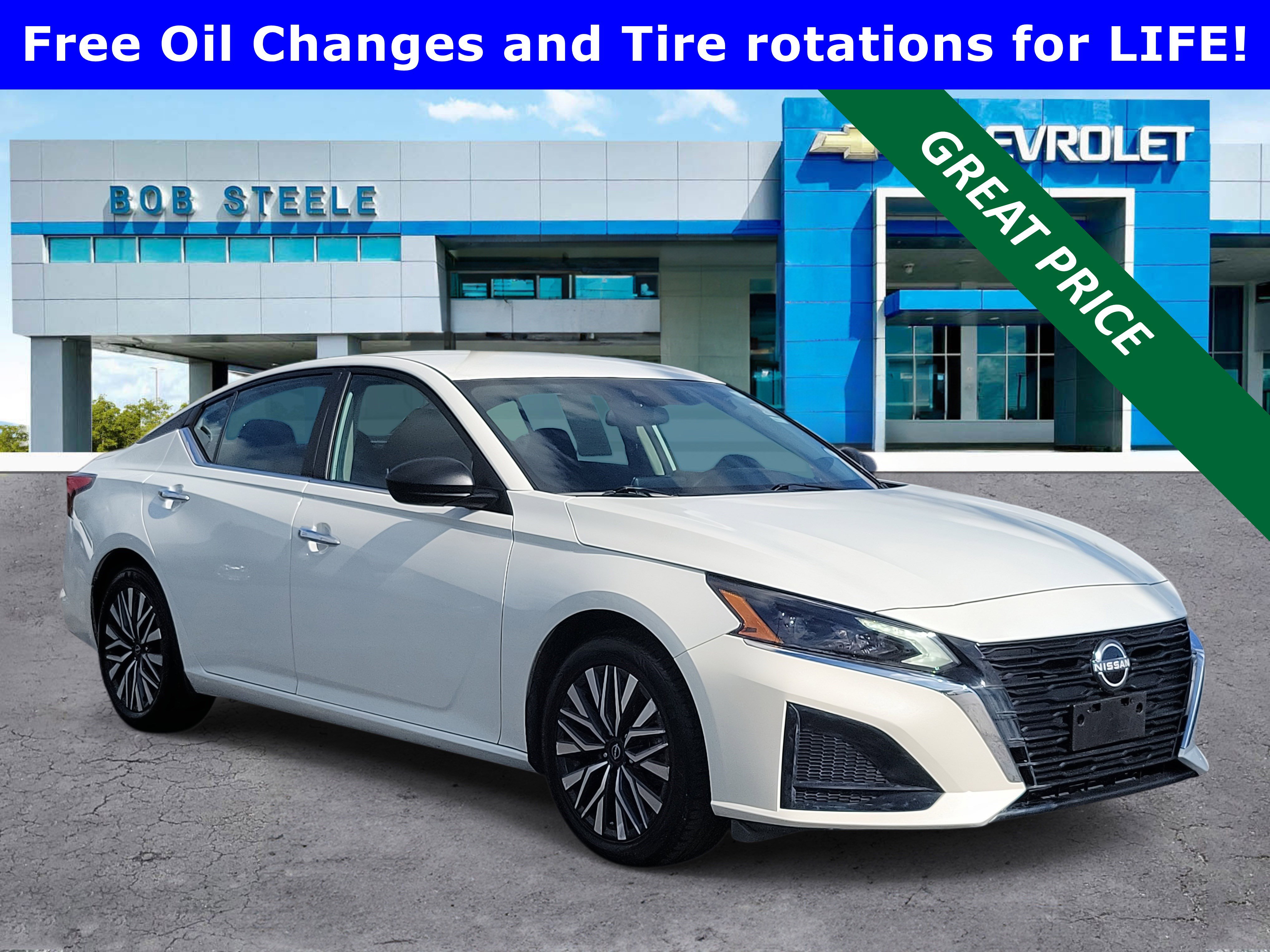 2024 Nissan Altima SV's photo