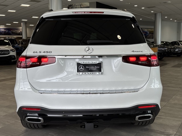 2025 Mercedes Benz GLS 450 4MATIC photo 4