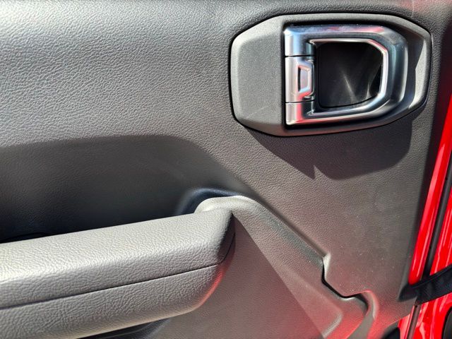 2025 Jeep Wrangler Sport S 4xe photo 15