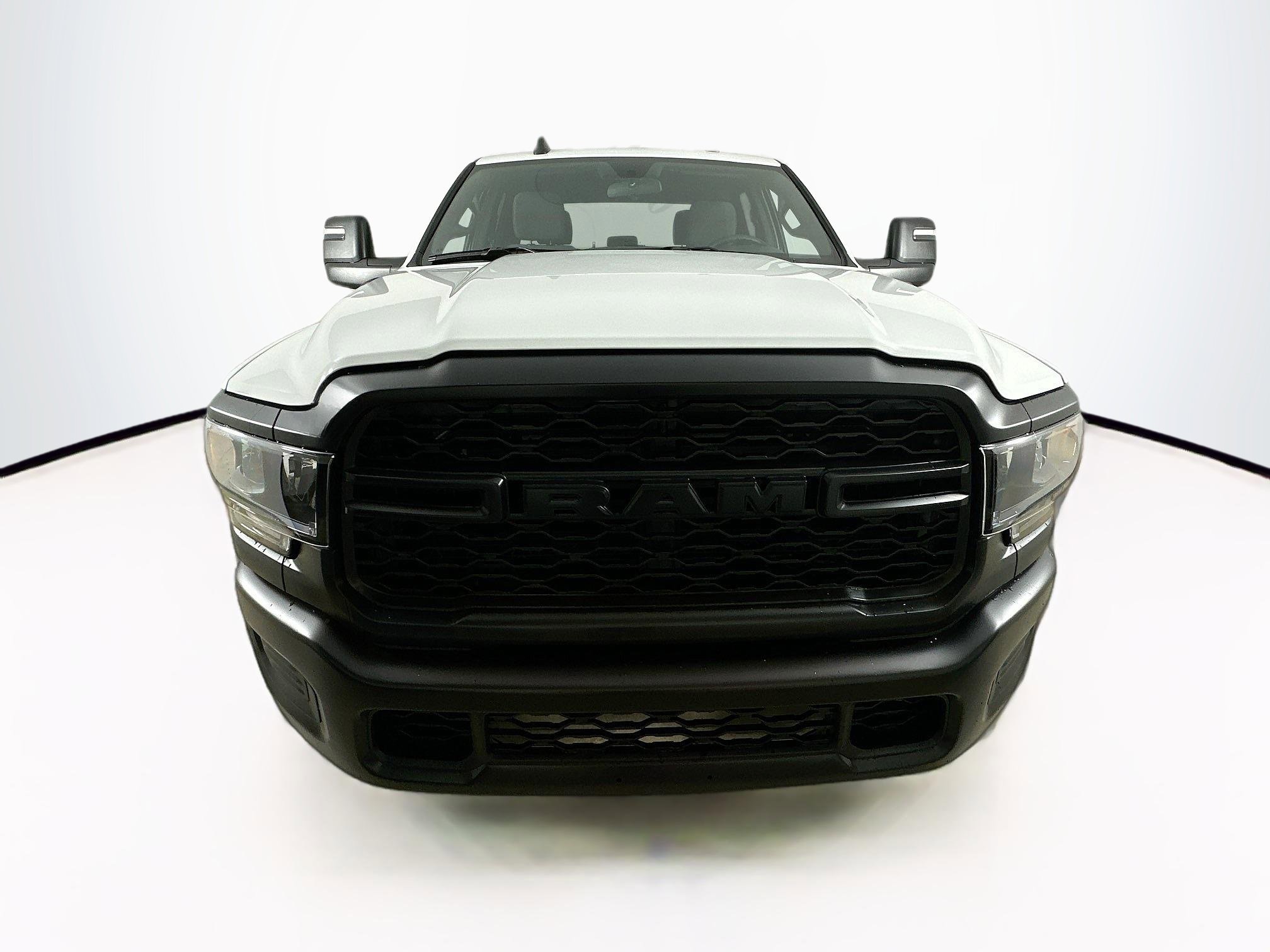 2024 Ram 2500 Tradesman photo 2