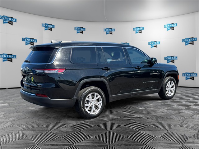 2022 Jeep Grand Cherokee Limited photo 4
