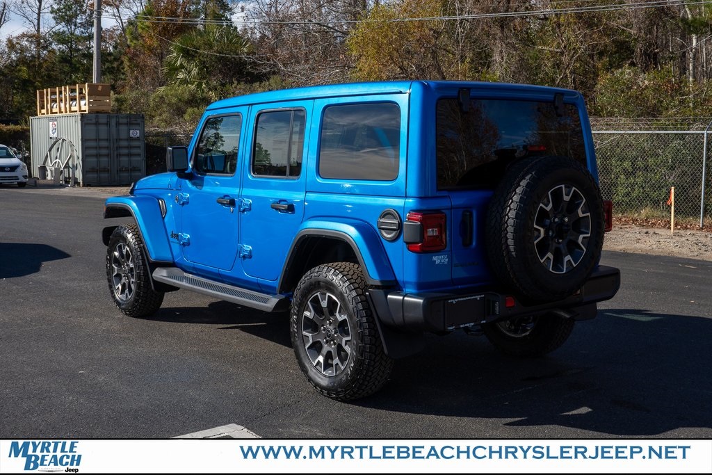 2025 Jeep Wrangler Sahara photo 3