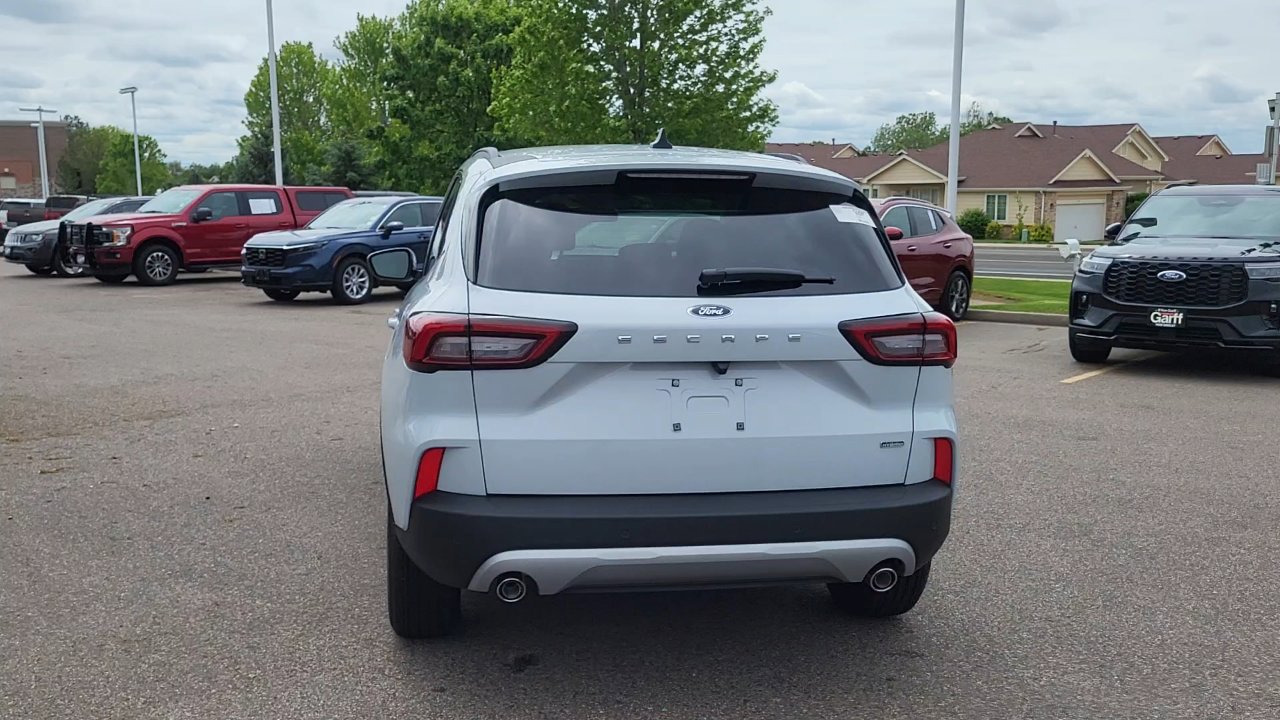 2025 Ford Escape Plug-In Hybrid photo 4