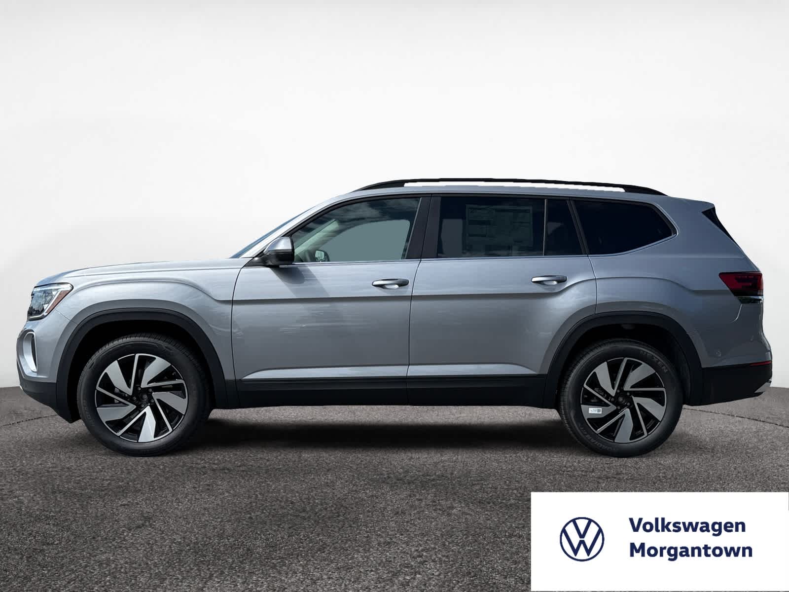 2026 Volkswagen Atlas SE Technology photo 2