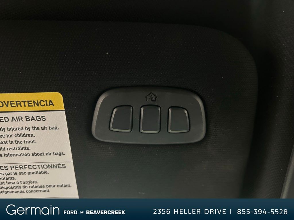 2022 Ford Explorer ST photo 24