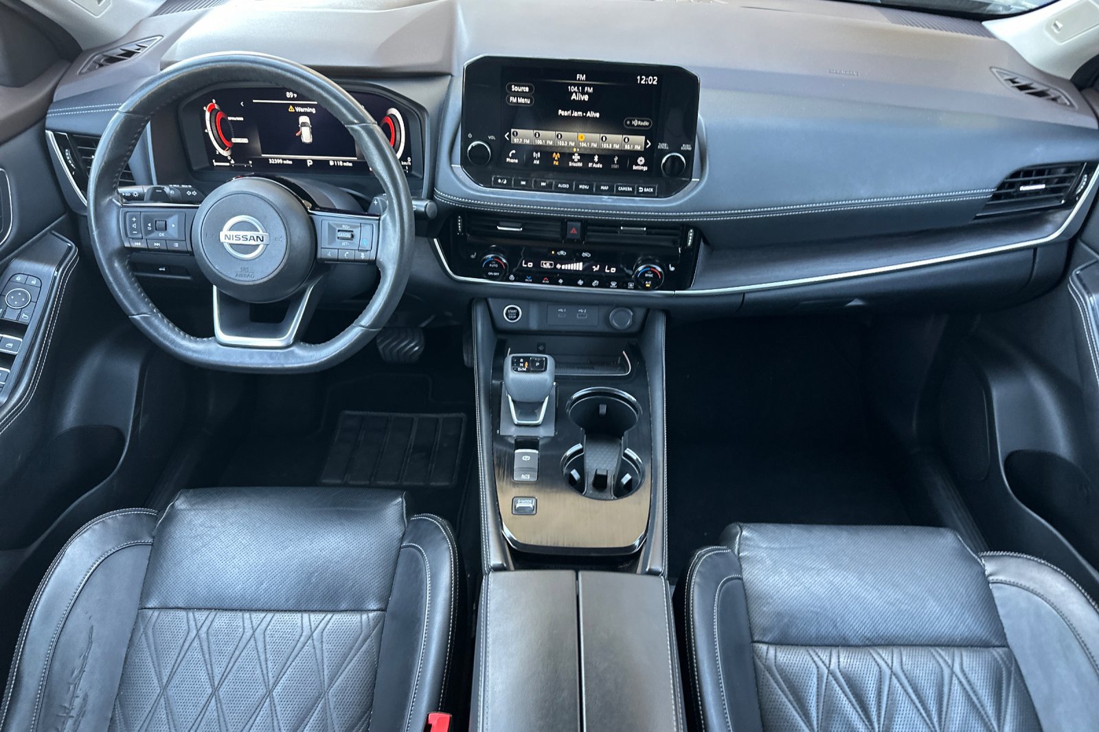 2021 Nissan Rogue Platinum photo 13