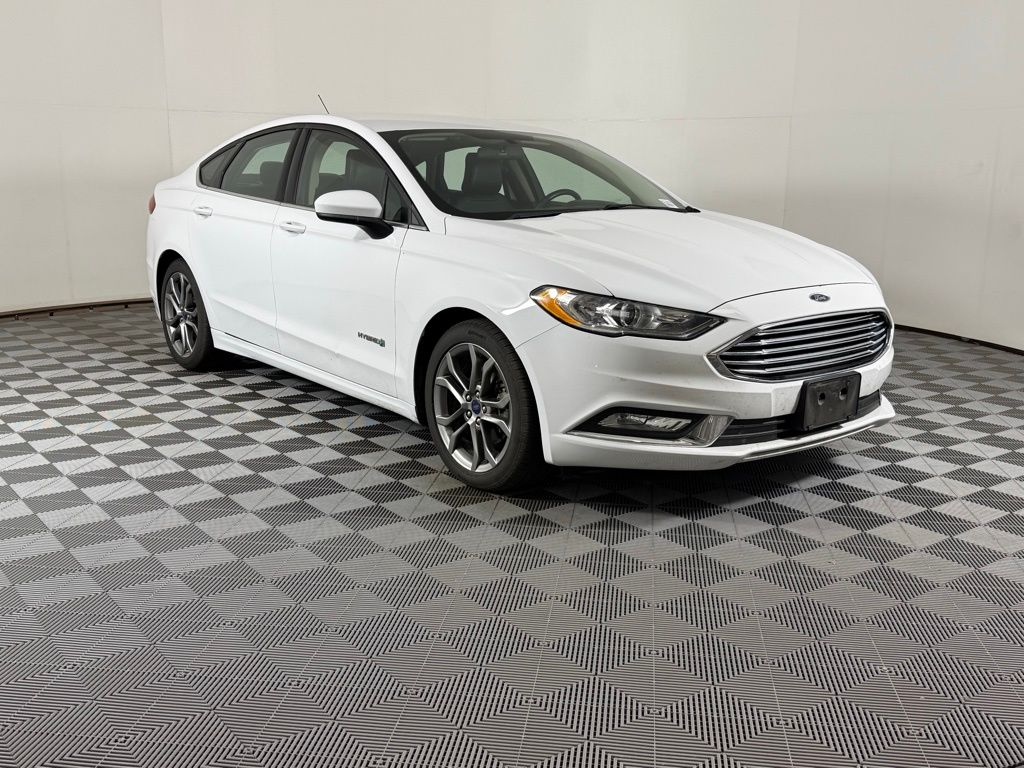 2017 Ford Fusion Hybrid SE