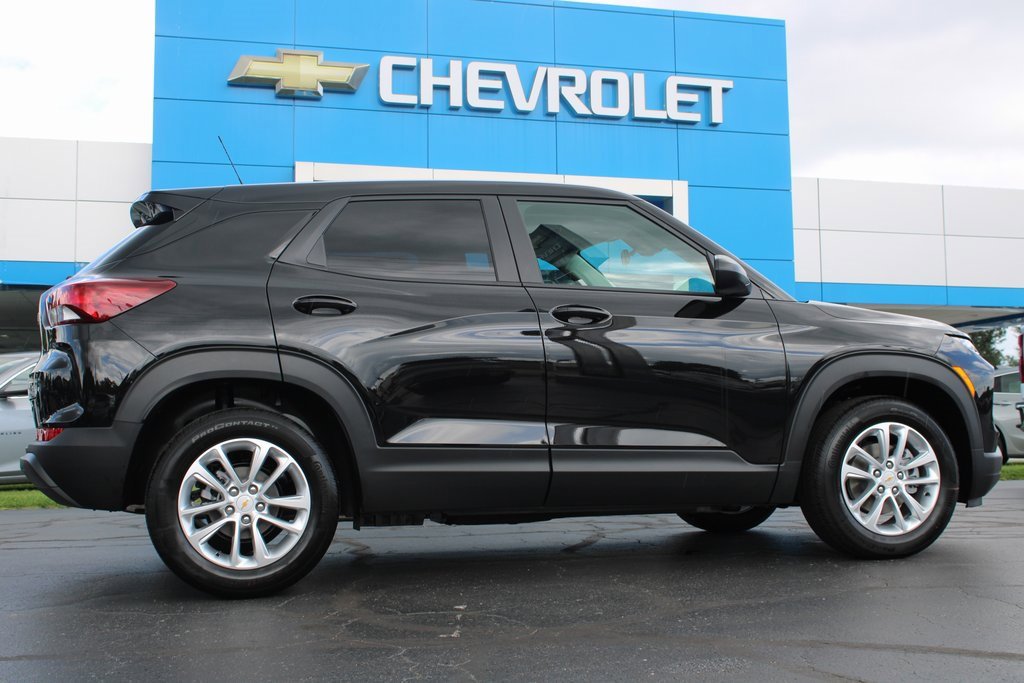 2026 Chevrolet Trailblazer LS photo 8