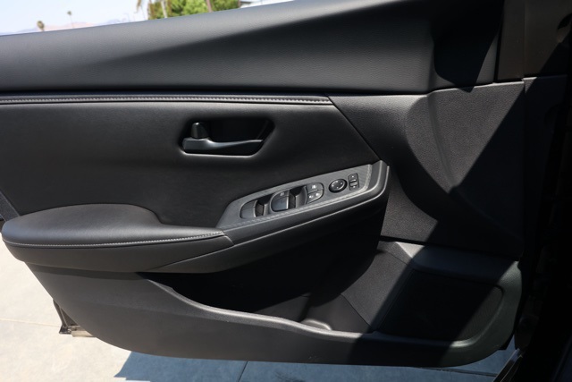 2025 Nissan Sentra S photo 21