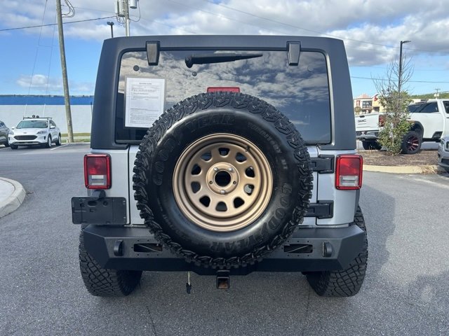 2016 Jeep Wrangler Unlimited Sport photo 4