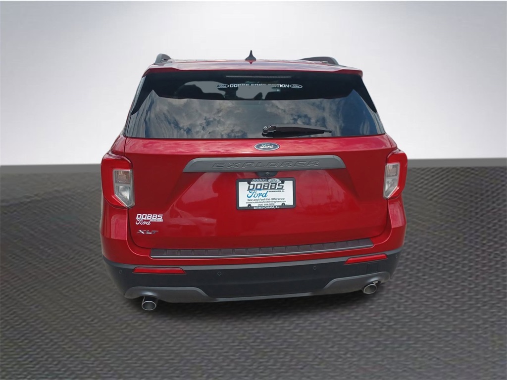 2023 Ford Explorer XLT photo 6