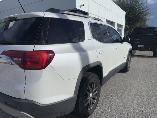 2017 Gmc Acadia SL photo 2