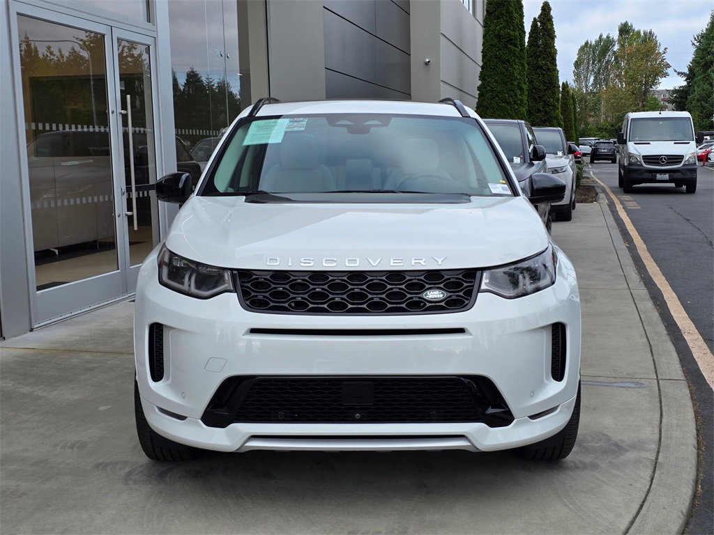 2024 Land Rover Discovery Sport S photo 3