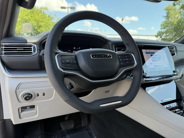 2025 Jeep Wagoneer Series III photo 19