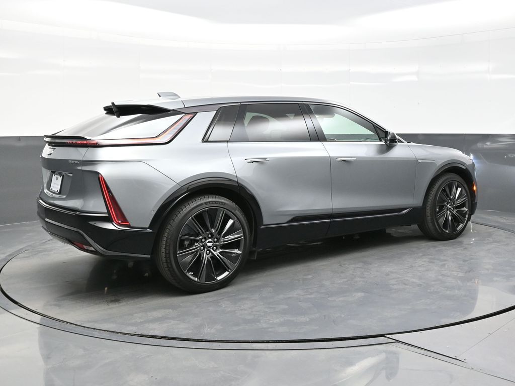 2024 Cadillac Lyriq Sport photo 6