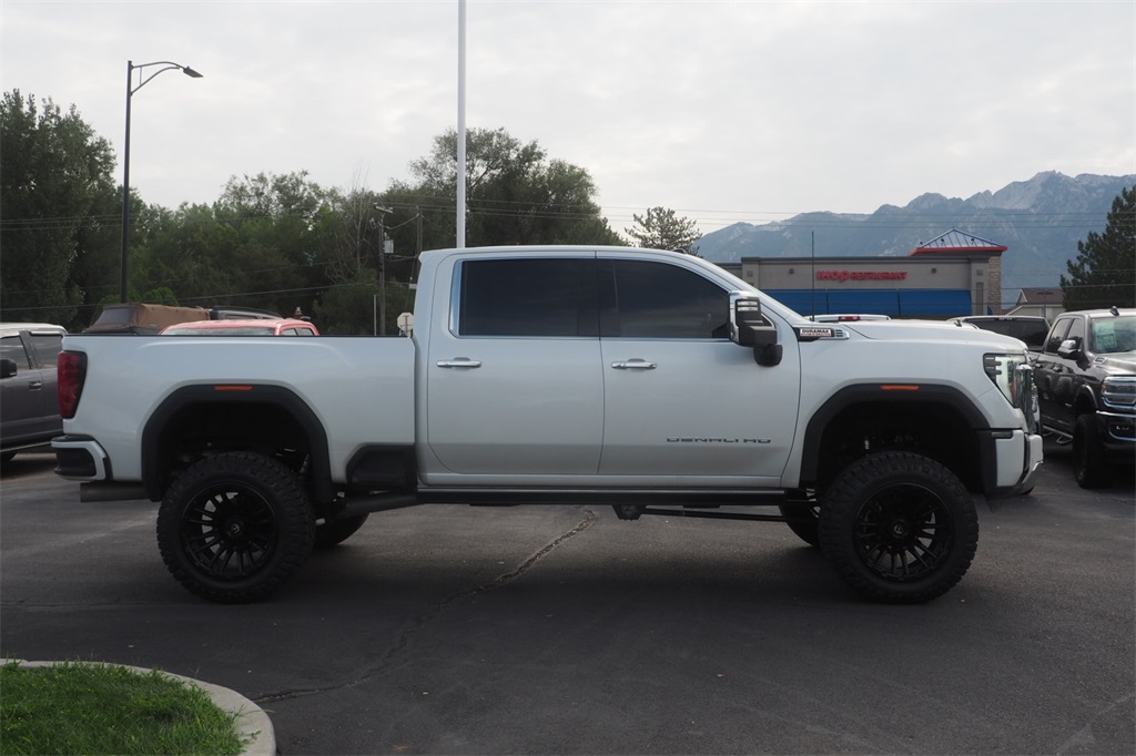 2024 Gmc Sierra HD Denali photo 4